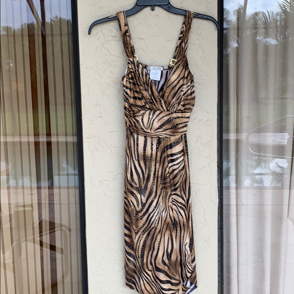 Gorgeous leopard print hot dress